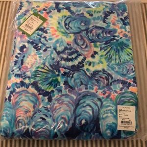 Brand New Lilly Pulitzer Beach Towel in Package